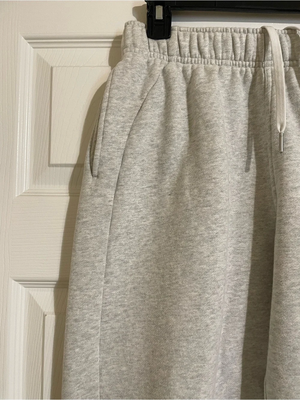 Lululemon Women’s Gray Sweatpants